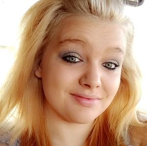 Meet your Posher, Kellielee